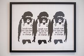 Host Stay Over Arches