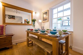 Host Stay Over Arches