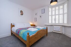 Host Stay Over Arches