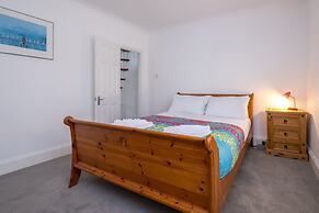 Host Stay Over Arches