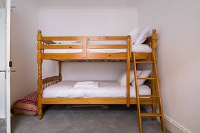 Host Stay Over Arches