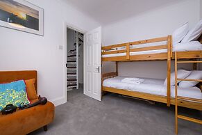 Host Stay Over Arches