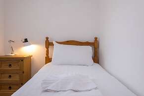 Host Stay Over Arches