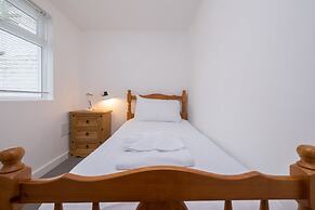 Host Stay Over Arches