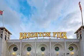 Host Stay Over Arches