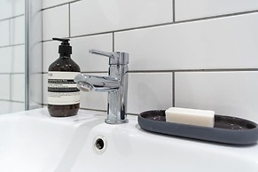 Host Stay Islingword Studio