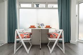 Host Stay Islingword Studio