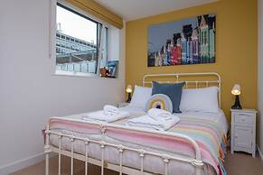 Host Stay Kingscote Townhouse