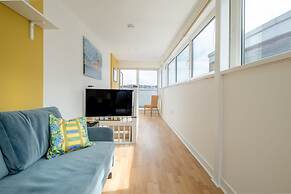 Host Stay Kingscote Townhouse