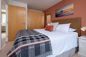 Host Stay Kingscote Townhouse