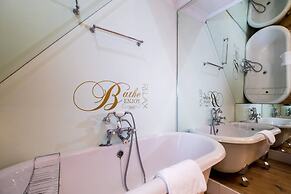 Host Stay The Old Coach House on Margaret Street