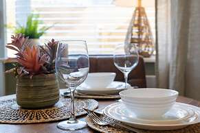 Host Stay Round Hill Apartment