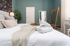 Host Stay Round Hill Apartment