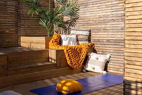 Host Stay Round Hill Apartment