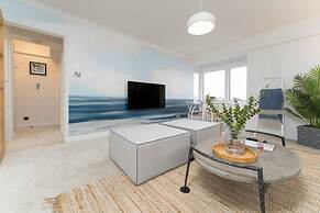 Host Stay Sea View on Manchester Road