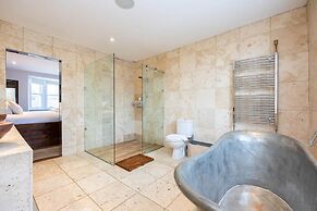 Host Stay Grafton Copper