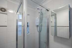 Host Stay Oriental Den