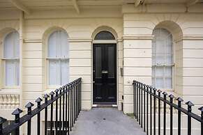 Host Stay Oriental Den