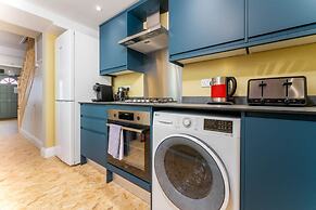 Host Stay Kemp House