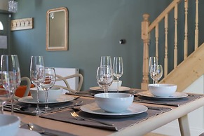 Host Stay Kemp House