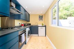 Host Stay Kemp House