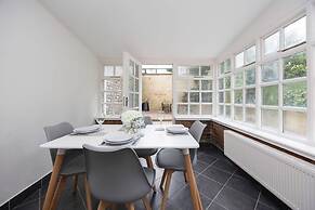 Host Stay Devonshire Place Apartment