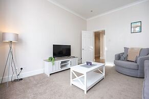 Host Stay Devonshire Place Apartment