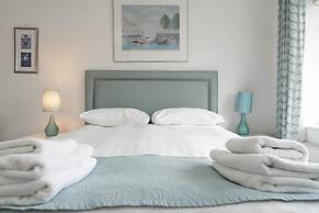 Host Stay Martlet House