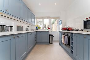 Host Stay Martlet House