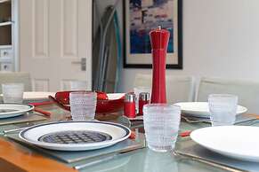 Host Stay Martlet House