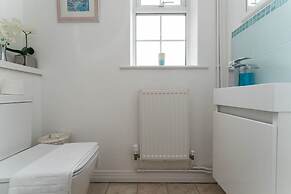 Host Stay Martlet House