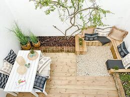 Host Stay The Charles Street Retreat