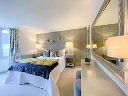 Host Stay The Charles Street Retreat