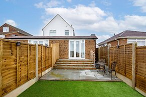Host Stay Downland Studio