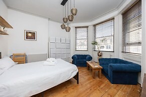 Host Stay St Aubyns Coastal Retreat