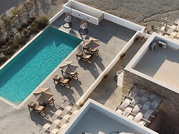 Kedros Milos Suites