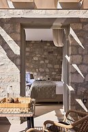 Kedros Milos Suites