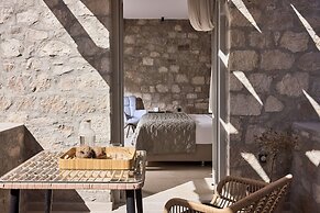 Kedros Milos Suites