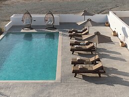 Kedros Milos Suites