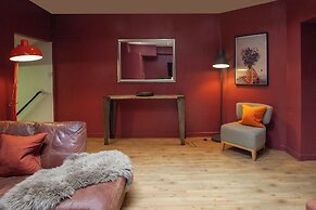 higgihaus 107 Sleeps 4  Monday - Friday