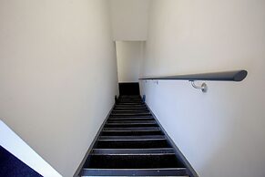 higgihaus 107 Sleeps 4  Monday - Friday