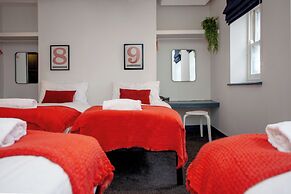 higgihaus 107 Sleeps 4  Monday - Friday