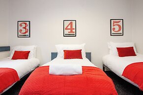 higgihaus 107 Sleeps 4  Monday - Friday