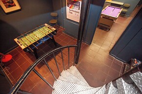 higgihaus 107 Sleeps 4  Monday - Friday