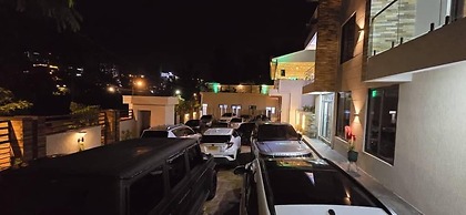 Step Apart Hotel