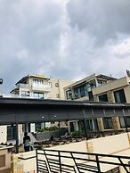 Step Apart Hotel