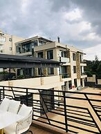 Step Apart Hotel
