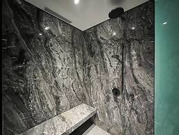 The MarQ Luxury Apartment Distrist 1