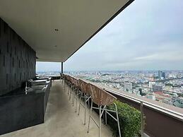 The MarQ Luxury Apartment Distrist 1