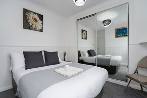 Wishaw-2bedapartment-freeparking-familyfriendly